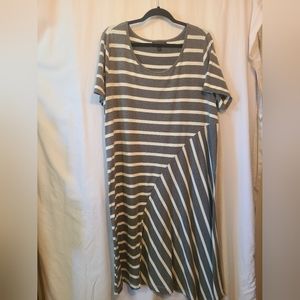 Lane Bryant, 18/20, Gray and White Tshirt dress